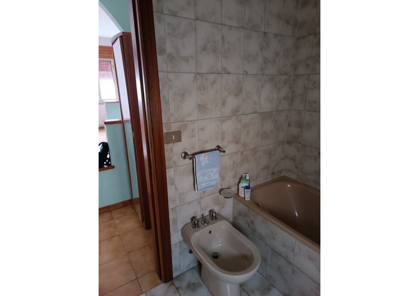 Appartamento in vendita a Montenero CENTRO