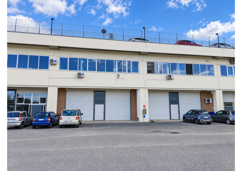 Locale commerciale in vendita a San Salvo PAESE