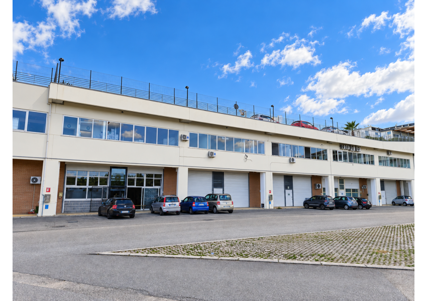 Locale commerciale in vendita a San Salvo PAESE